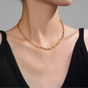 Gold Rope-Style Necklace Elegant Jewelry